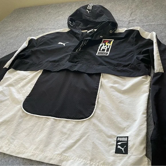 PUMA Jacket Windbreaker Womens XL Quarter Zip Hoodie Black White 599372-01 - Picture 2 of 16